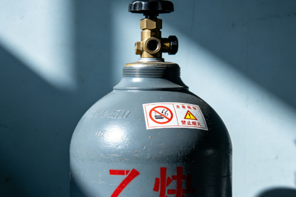 Acetylene Steel Cylinder with Stable Air Supply for Sheet Metal Workers