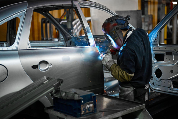 Oxy-Acetylene Cylinder Solution for Automotive Body Sheet Metal Repair