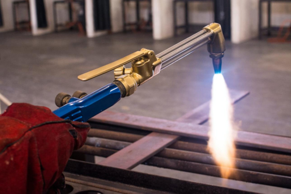 Proper Procedures After Completing Oxy-Acetylene Cutting