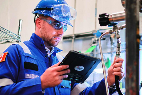 What Happens If an Acetylene Cylinder Is Overfilled?